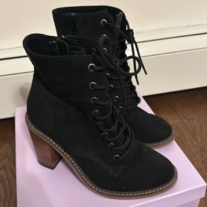 Madden Girl ( Jettie Black Fabr), Size 7.5 boots